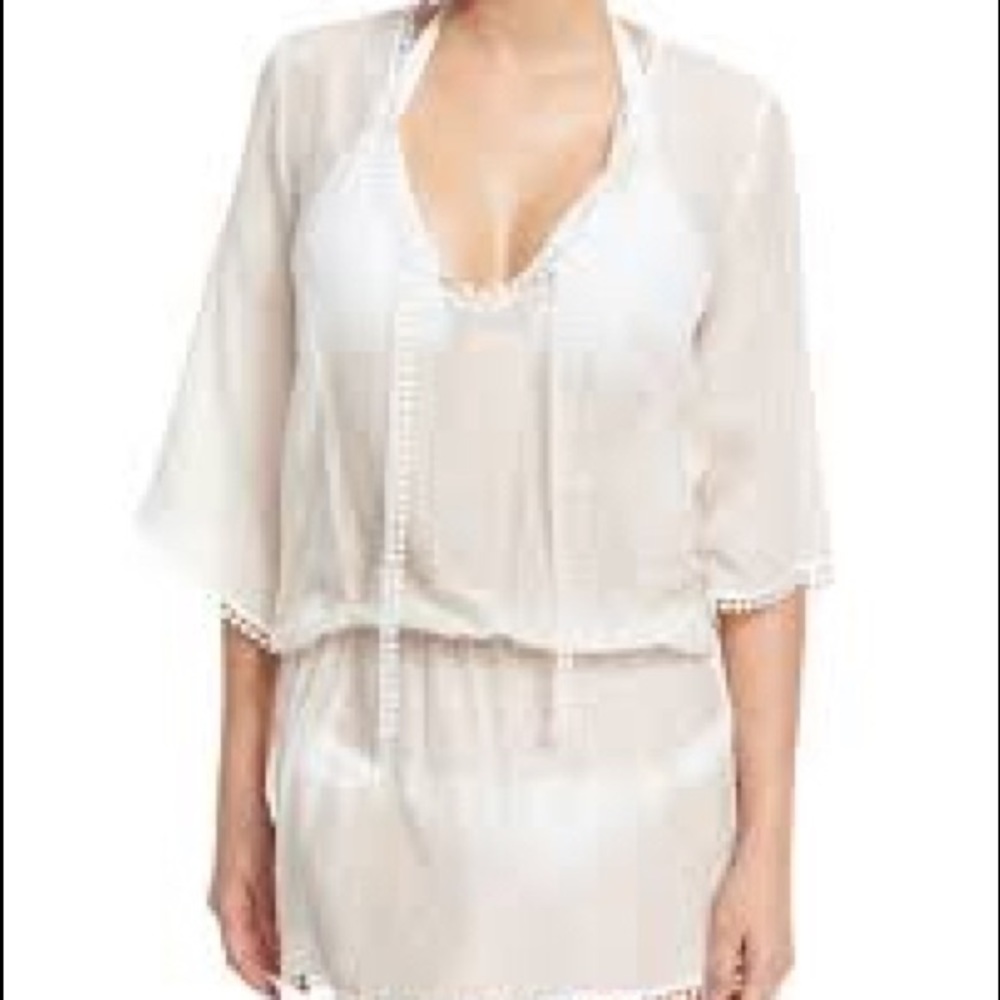 Queen & Pawn Coverup, Size Medium